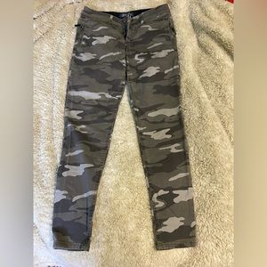 Democracy Absolution Lk New Camo Jeans Sz 8